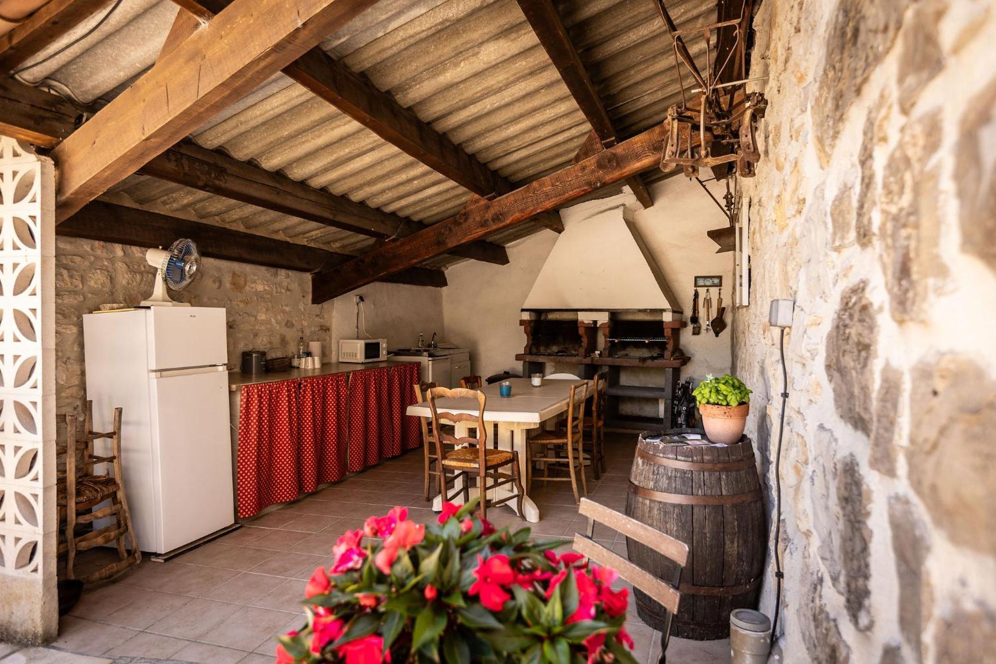 Les Monteils Hotel Grospierres Luaran gambar