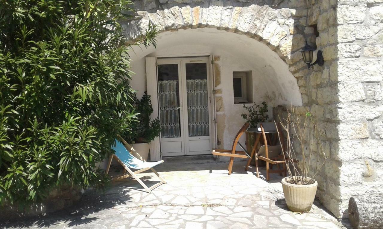 Les Monteils Hotel Grospierres Luaran gambar